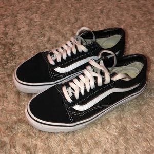 black and white vans